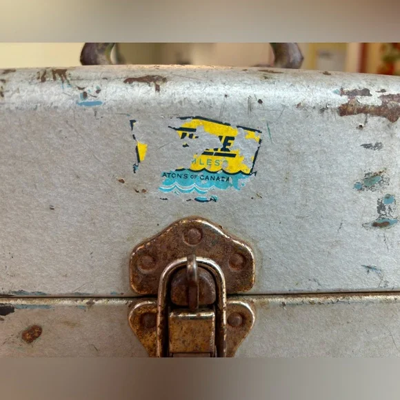 Rustic Union Steel Chest Tackle Box - Picture 2 of 8